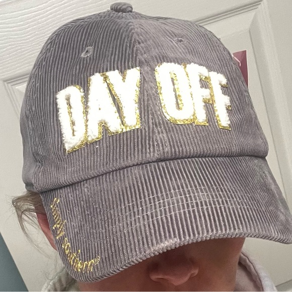 DAY OFF hat ball cap Simply Southern - Picture 2 of 3
